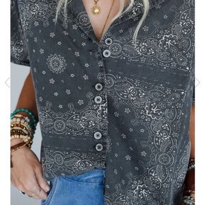 Paisley button down tee